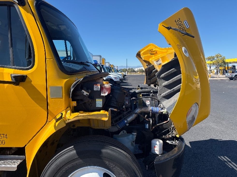Medium Duty Box Truck-Light and Medium Duty Trucks-Freightliner-2022-M2-Denver-CO-150,803\n\t\tmiles-$ 71,750 - Image 23