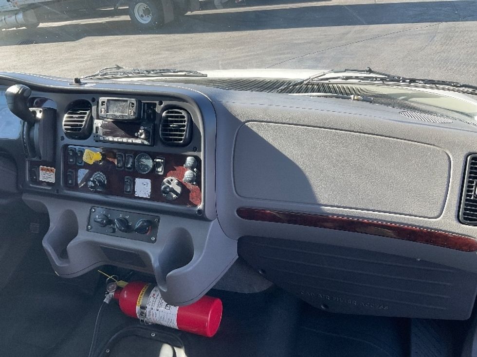Medium Duty Box Truck-Light and Medium Duty Trucks-Freightliner-2022-M2-Denver-CO-204,228\n\t\tmiles-$ 58,250 - Image 21