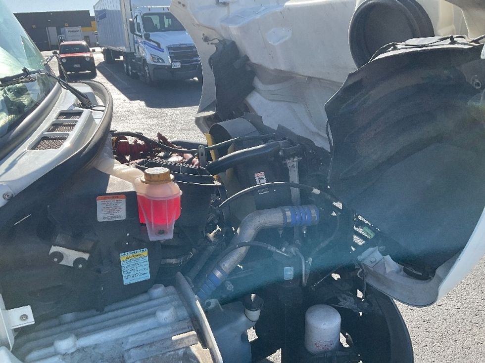 Medium Duty Box Truck-Light and Medium Duty Trucks-Freightliner-2022-M2-Denver-CO-204,228\n\t\tmiles-$ 58,250 - Image 23