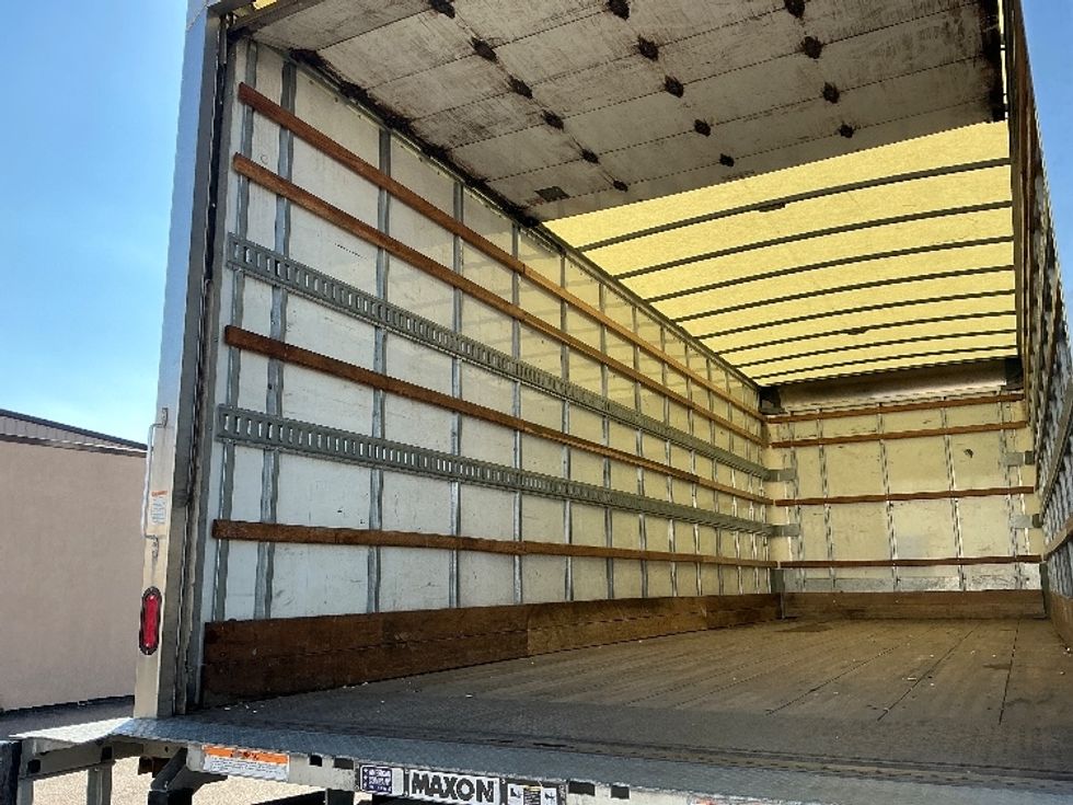 Medium Duty Box Truck-Light and Medium Duty Trucks-Freightliner-2022-M2-Denver-CO-211,794\n\t\tmiles-$ 35,000 - Image 11