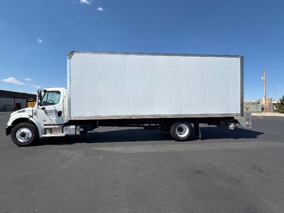 Medium Duty Box Truck-Light and Medium Duty Trucks-Freightliner-2022-M2-Denver-CO-218,010\n\t\tmiles-$ 55,500 - Image 4