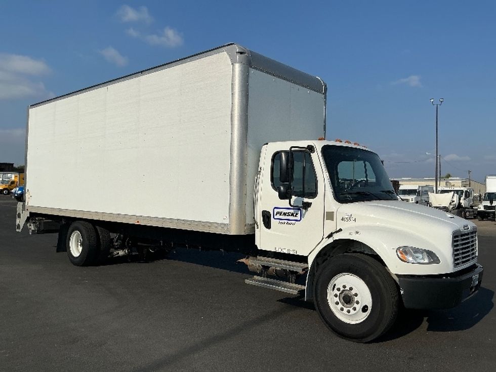Medium Duty Box Truck-Light and Medium Duty Trucks-Freightliner-2022-M2-Denver-CO-224,777\n\t\tmiles-$ 56,250 - Image 1