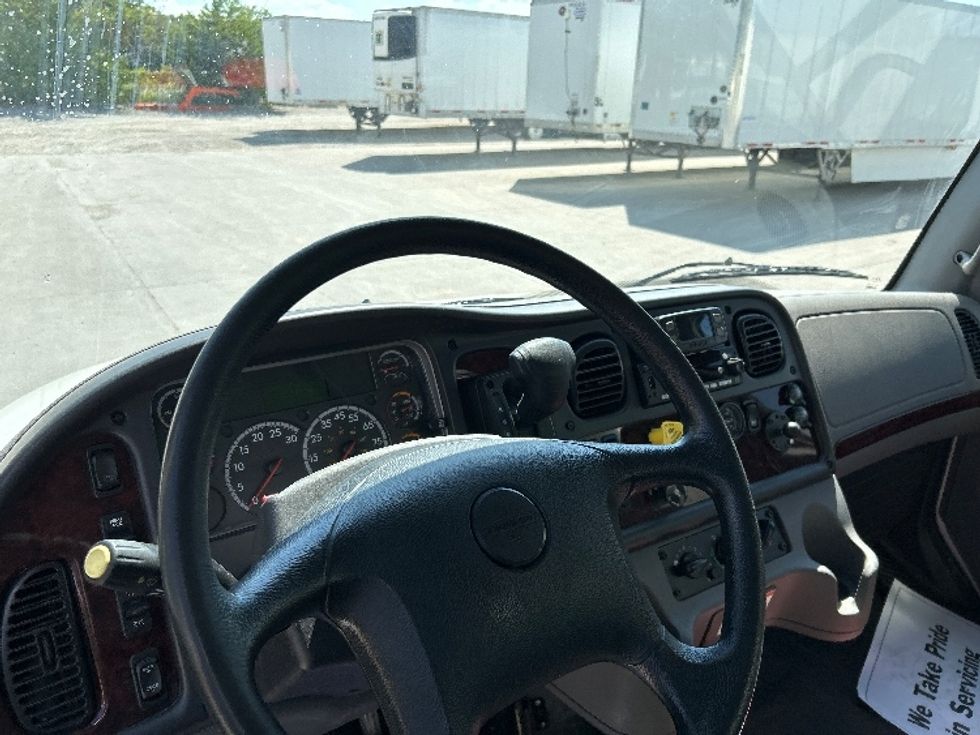 Medium Duty Box Truck-Light and Medium Duty Trucks-Freightliner-2022-M2-Des Moines-IA-115,156\n\t\tmiles-$ 75,000 - Image 18