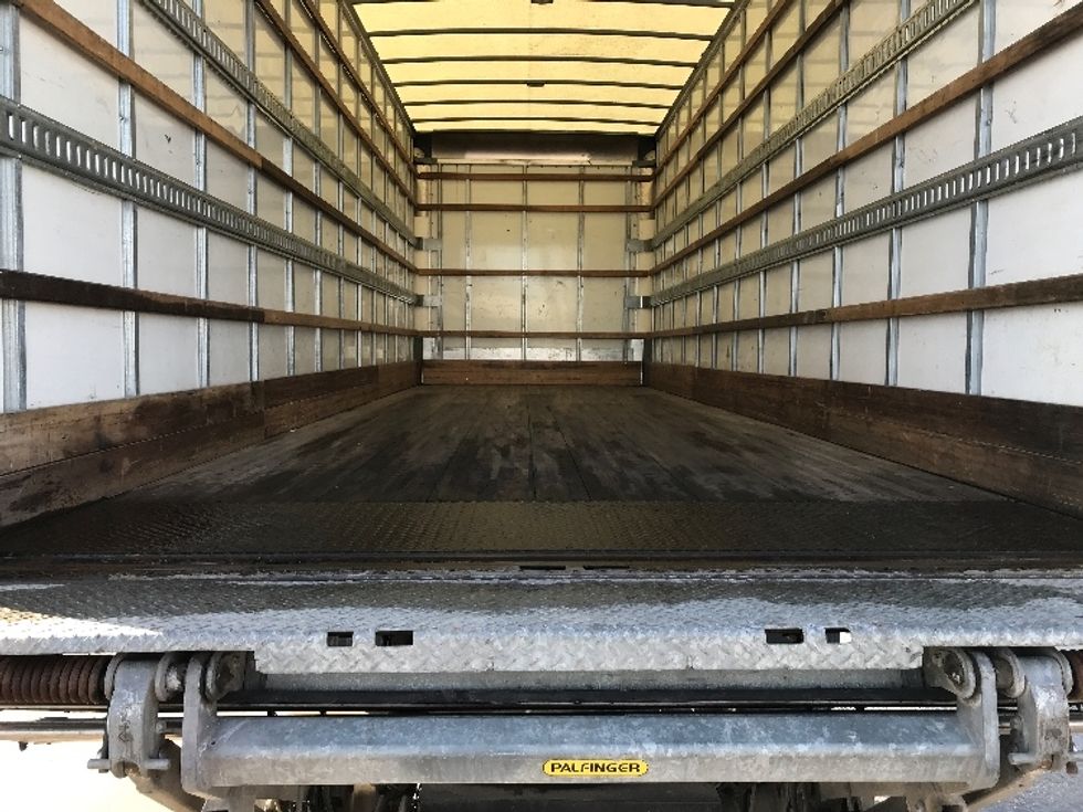 Medium Duty Box Truck-Light and Medium Duty Trucks-Freightliner-2022-M2-Des Moines-IA-166,793\n\t\tmiles-$ 64,750 - Image 10