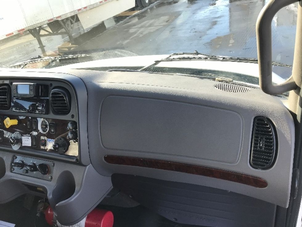 Medium Duty Box Truck-Light and Medium Duty Trucks-Freightliner-2022-M2-Des Moines-IA-166,793\n\t\tmiles-$ 64,750 - Image 21