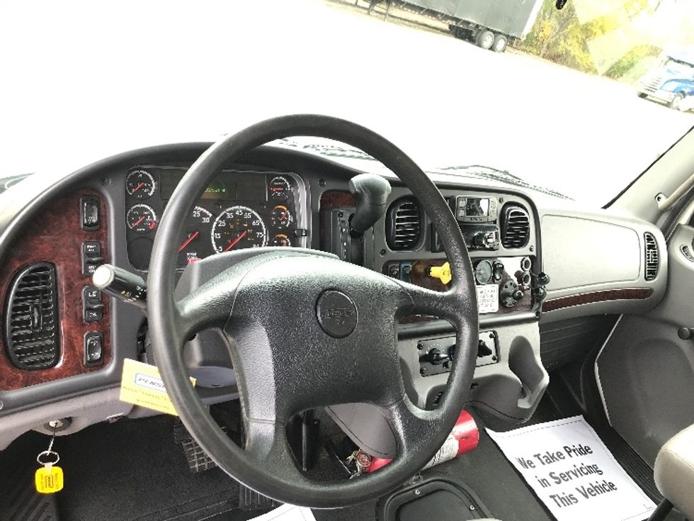 Medium Duty Box Truck-Light and Medium Duty Trucks-Freightliner-2022-M2-Des Moines-IA-215,755\n\t\tmiles-$ 55,500 - Image 17