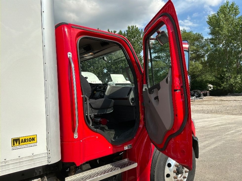 Medium Duty Box Truck-Light and Medium Duty Trucks-Freightliner-2022-M2-Des Moines-IA-244,444\n\t\tmiles-$ 51,500 - Image 20
