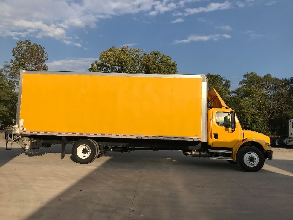 Medium Duty Box Truck-Light and Medium Duty Trucks-Freightliner-2022-M2-Des Moines-IA-260,569\n\t\tmiles-$ 45,750 - Image 15