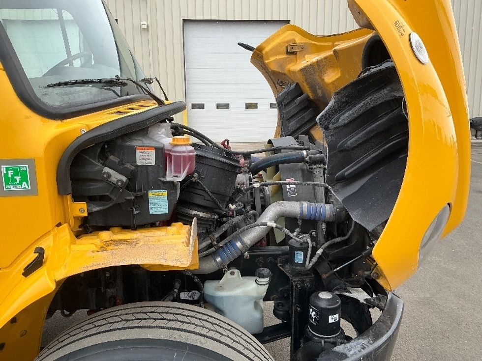 Medium Duty Box Truck-Light and Medium Duty Trucks-Freightliner-2022-M2-Duncansville-PA-181,266\n\t\tmiles-$ 47,750 - Image 23