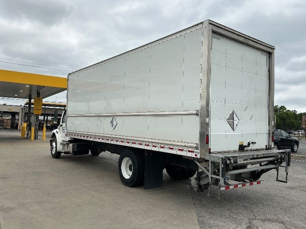 Medium Duty Box Truck-Light and Medium Duty Trucks-Freightliner-2022-M2-Earth City-MO-178,214\n\t\tmiles-$ 55,750 - Image 6