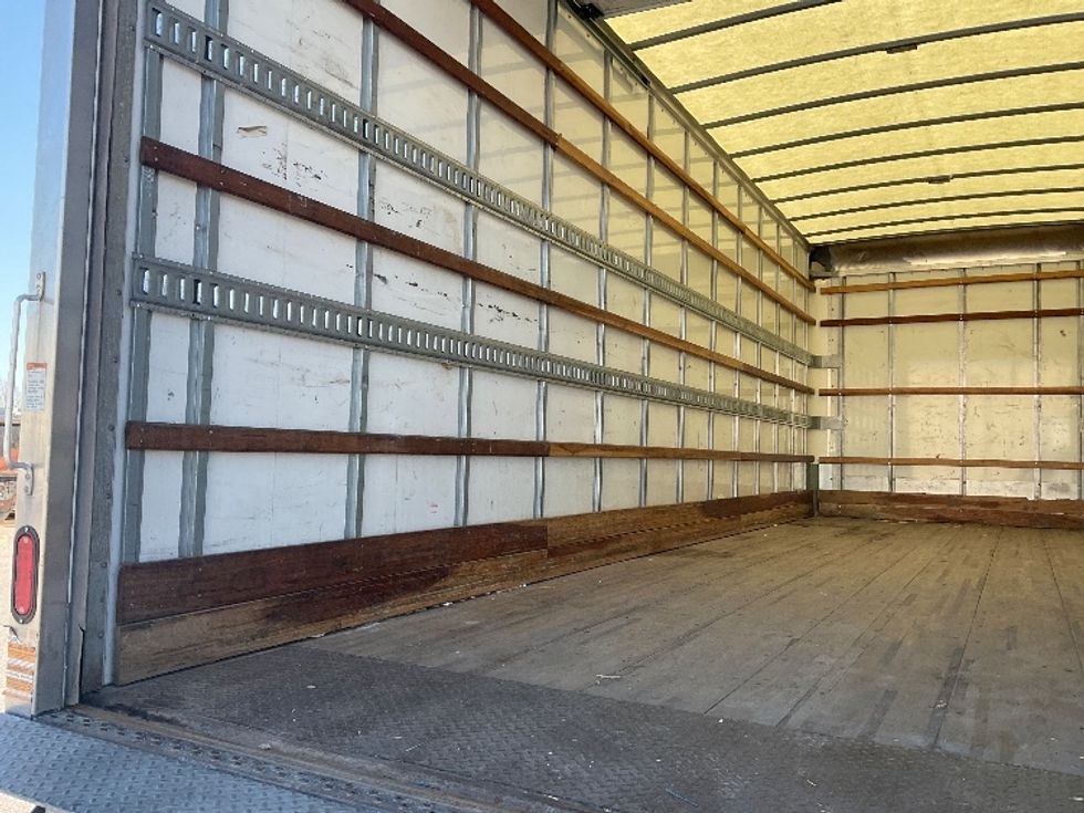 Medium Duty Box Truck-Light and Medium Duty Trucks-Freightliner-2022-M2-Earth City-MO-257,845\n\t\tmiles-$ 46,500 - Image 11