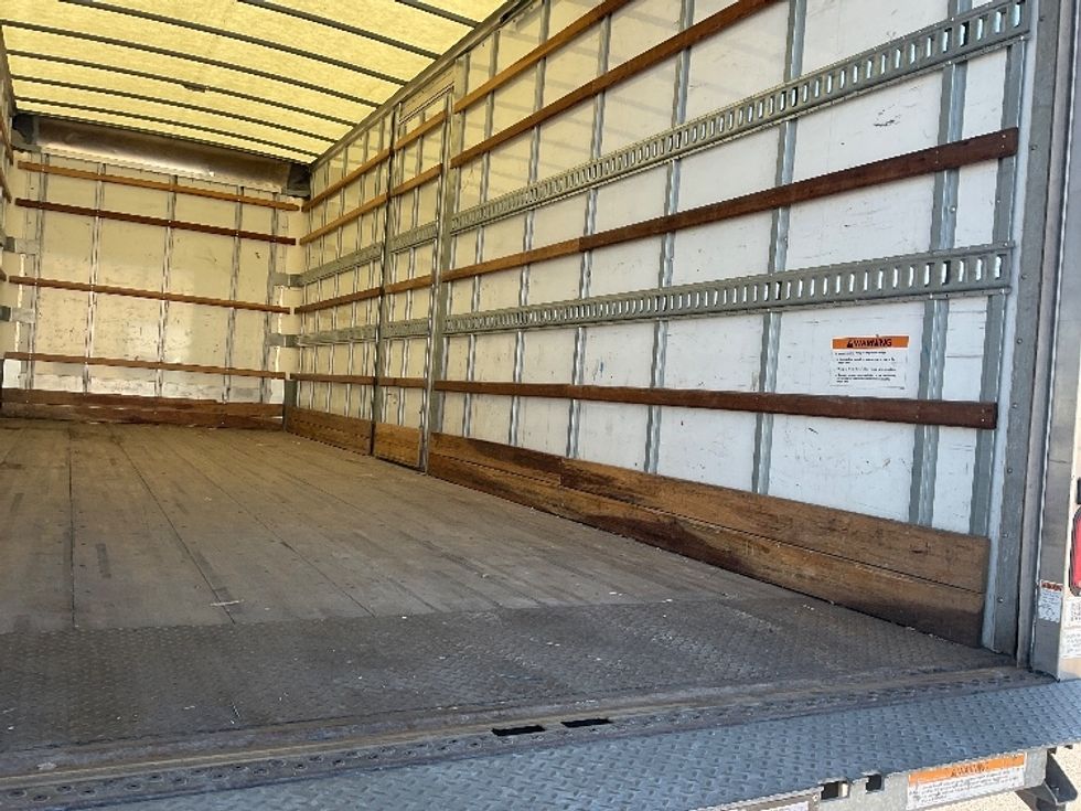 Medium Duty Box Truck-Light and Medium Duty Trucks-Freightliner-2022-M2-Earth City-MO-257,845\n\t\tmiles-$ 46,500 - Image 12