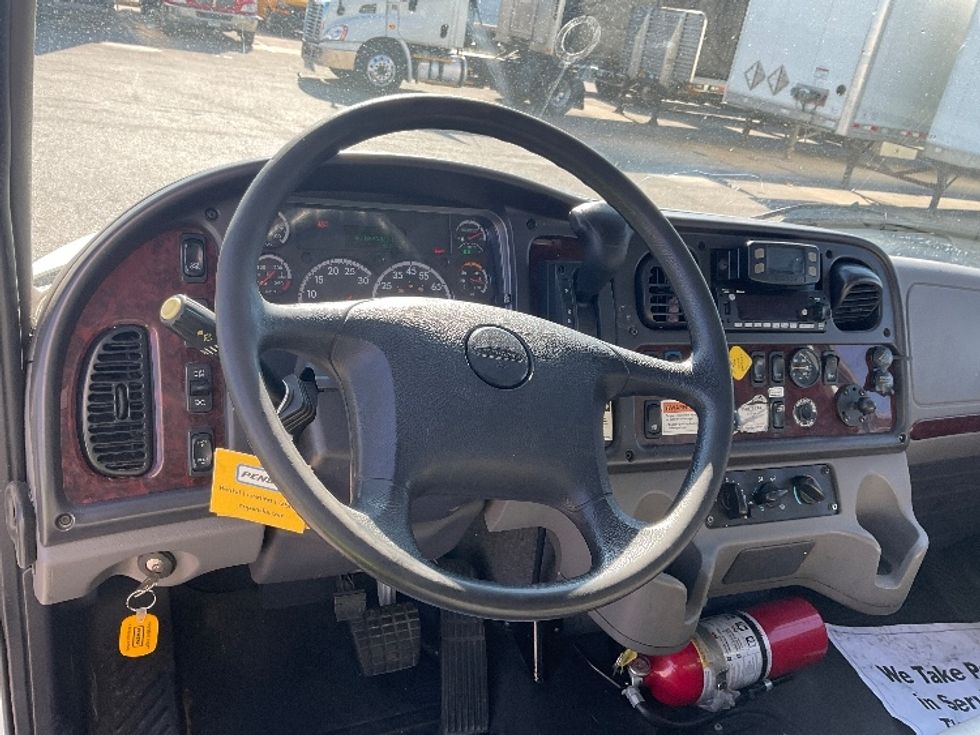 Medium Duty Box Truck-Light and Medium Duty Trucks-Freightliner-2022-M2-Earth City-MO-257,845\n\t\tmiles-$ 46,500 - Image 18