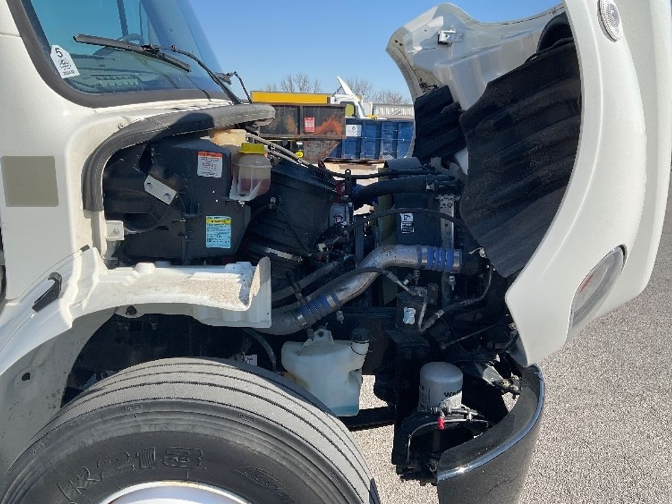 Medium Duty Box Truck-Light and Medium Duty Trucks-Freightliner-2022-M2-Earth City-MO-257,845\n\t\tmiles-$ 46,500 - Image 23