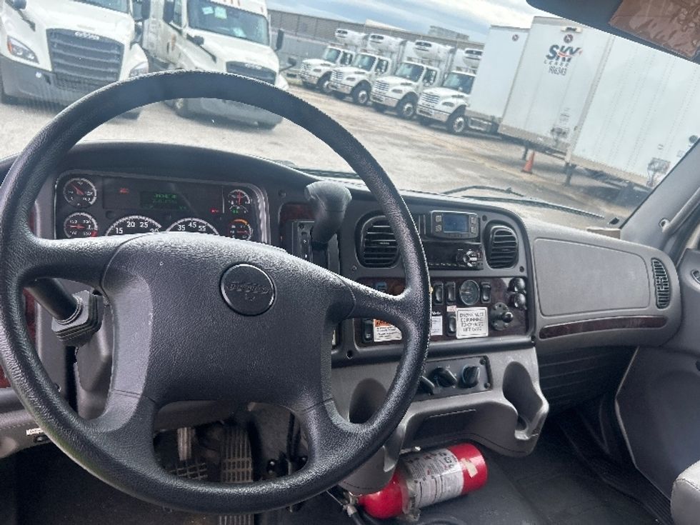 Medium Duty Box Truck-Light and Medium Duty Trucks-Freightliner-2022-M2-Earth City-MO-295,150\n\t\tmiles-$ 48,500 - Image 18