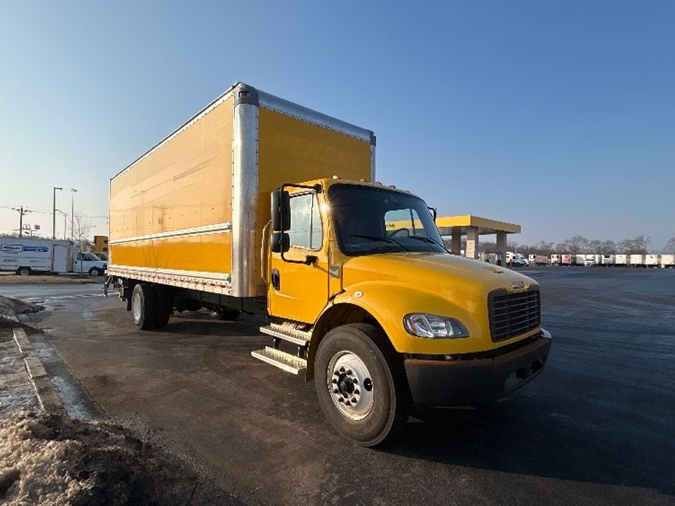 Medium Duty Box Truck-Light and Medium Duty Trucks-Freightliner-2022-M2-East Chicago-IN-106,645\n\t\tmiles-$ 74,000 - Image 1