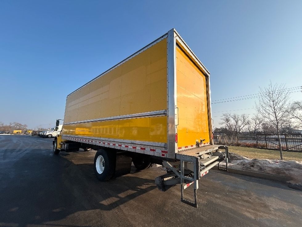 Medium Duty Box Truck-Light and Medium Duty Trucks-Freightliner-2022-M2-East Chicago-IN-106,645\n\t\tmiles-$ 74,000 - Image 6