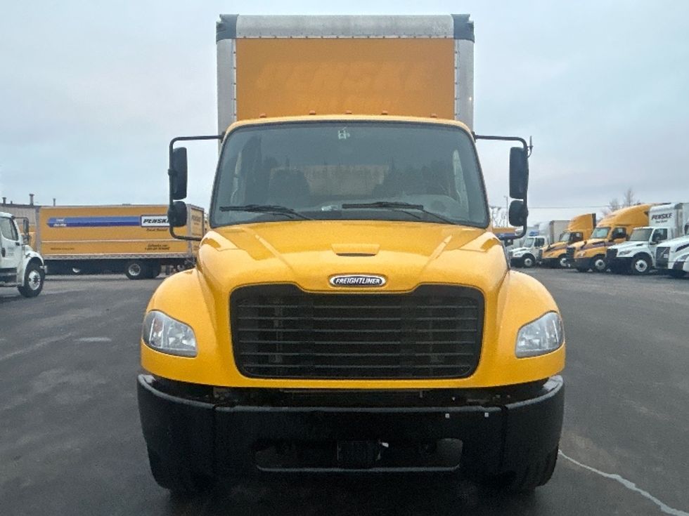 Medium Duty Box Truck-Light and Medium Duty Trucks-Freightliner-2022-M2-East Chicago-IN-127,968\n\t\tmiles-$ 70,250 - Image 2
