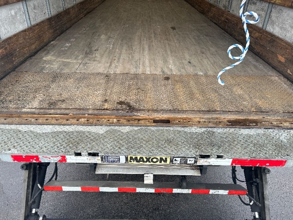 Medium Duty Box Truck-Light and Medium Duty Trucks-Freightliner-2022-M2-East Chicago-IN-133,641\n\t\tmiles-$ 70,250 - Image 10