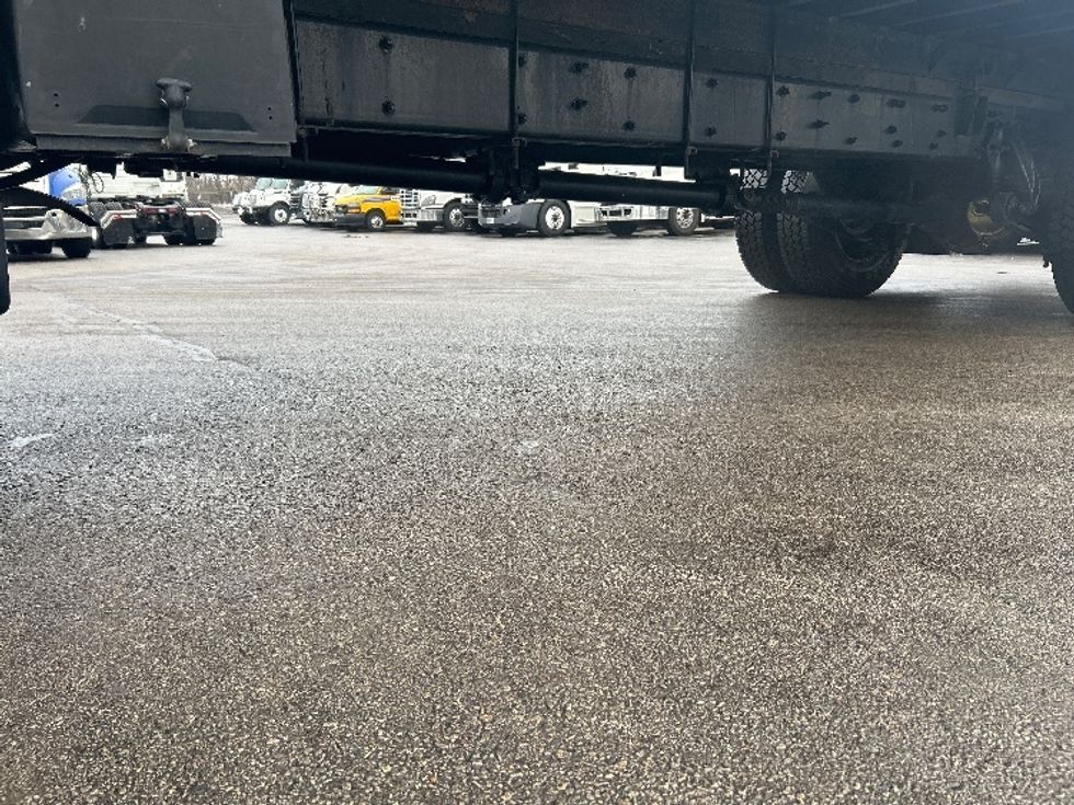 Medium Duty Box Truck-Light and Medium Duty Trucks-Freightliner-2022-M2-East Chicago-IN-133,641\n\t\tmiles-$ 70,250 - Image 5