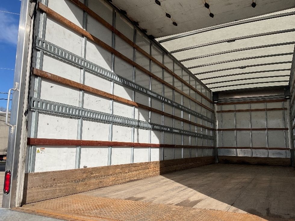 Medium Duty Box Truck-Light and Medium Duty Trucks-Freightliner-2022-M2-East Chicago-IN-133,995\n\t\tmiles-$ 68,250 - Image 11