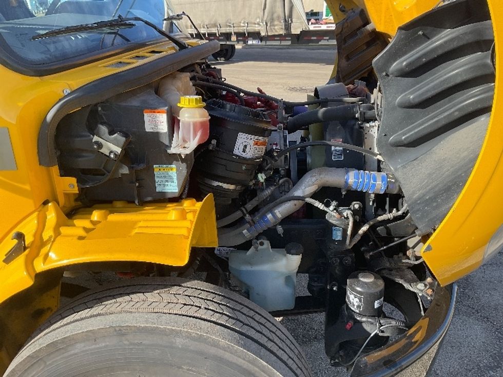 Medium Duty Box Truck-Light and Medium Duty Trucks-Freightliner-2022-M2-East Chicago-IN-133,995\n\t\tmiles-$ 68,250 - Image 23