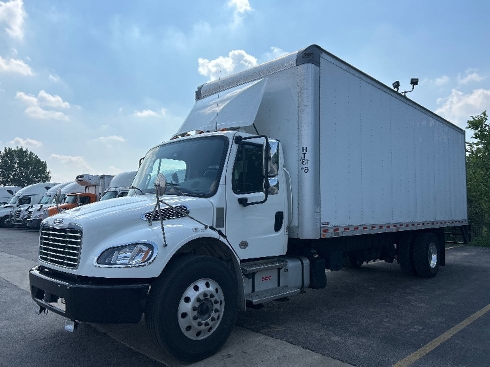 Medium Duty Box Truck-Light and Medium Duty Trucks-Freightliner-2022-M2-East Chicago-IN-304,935\n\t\tmiles-$ 32,750 - Image 3