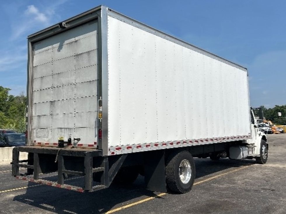Medium Duty Box Truck-Light and Medium Duty Trucks-Freightliner-2022-M2-East Chicago-IN-371,123\n\t\tmiles-$ 27,750 - Image 12