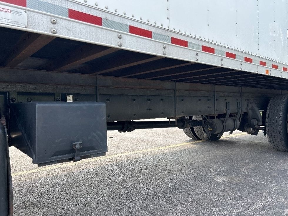 Medium Duty Box Truck-Light and Medium Duty Trucks-Freightliner-2022-M2-East Chicago-IN-371,123\n\t\tmiles-$ 27,750 - Image 5