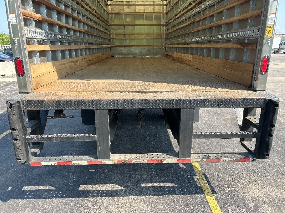 Medium Duty Box Truck-Light and Medium Duty Trucks-Freightliner-2022-M2-East Chicago-IN-371,123\n\t\tmiles-$ 27,750 - Image 9
