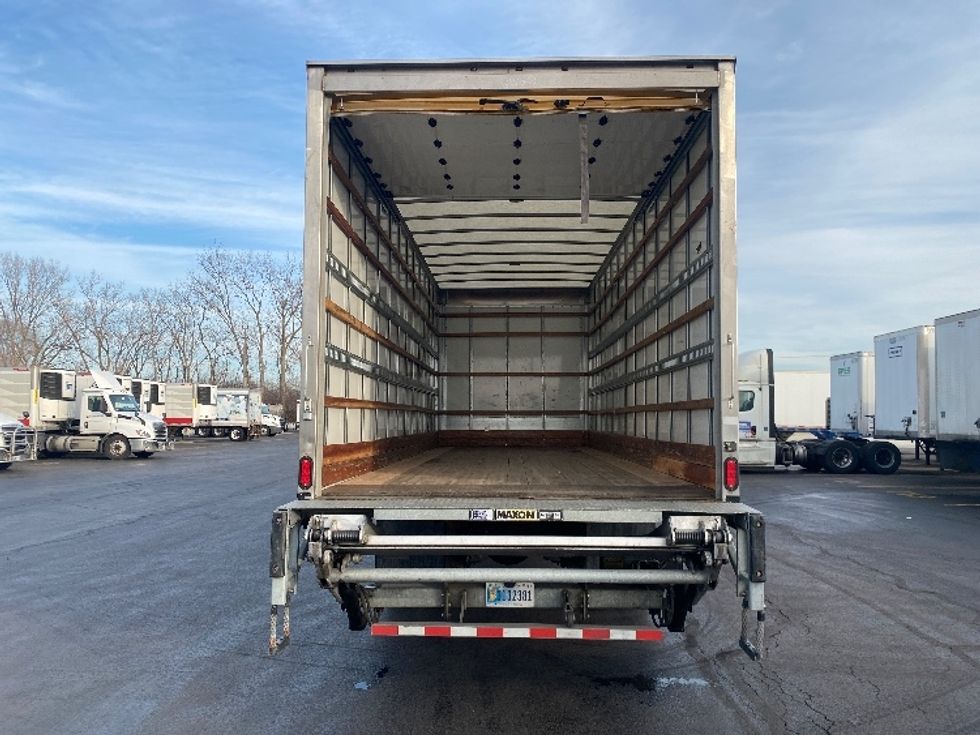 Medium Duty Box Truck-Light and Medium Duty Trucks-Freightliner-2022-M2-East Chicago-IN-75,260\n\t\tmiles-$ 77,750 - Image 8
