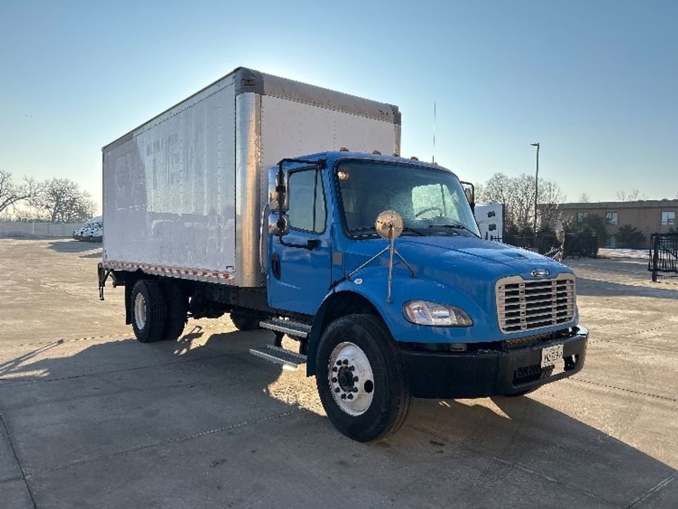 Medium Duty Box Truck-Light and Medium Duty Trucks-Freightliner-2022-M2-East Chicago-IN-81,276\n\t\tmiles-$ 61,250 - Image 1