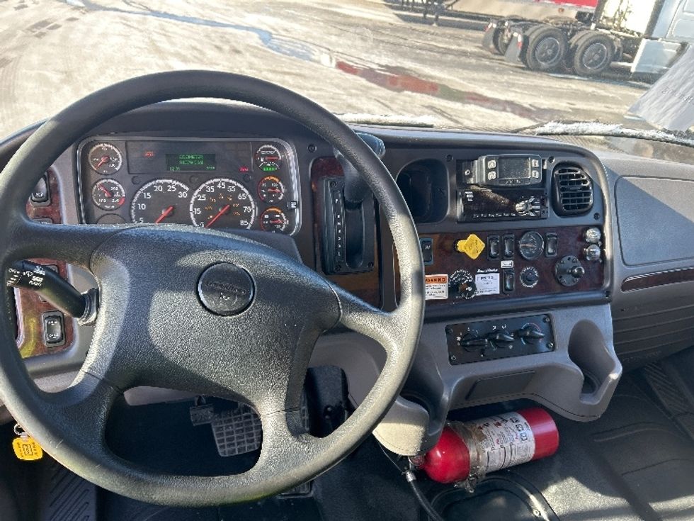 Medium Duty Box Truck-Light and Medium Duty Trucks-Freightliner-2022-M2-East Chicago-IN-81,580\n\t\tmiles-$ 77,250 - Image 18
