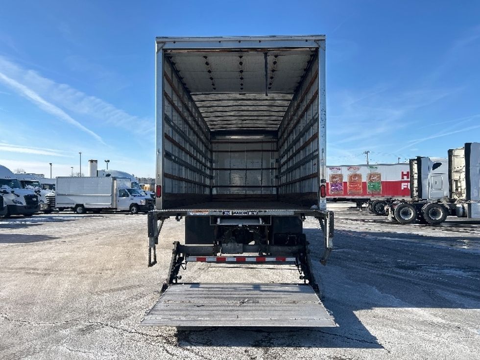 Medium Duty Box Truck-Light and Medium Duty Trucks-Freightliner-2022-M2-East Chicago-IN-81,580\n\t\tmiles-$ 77,250 - Image 9