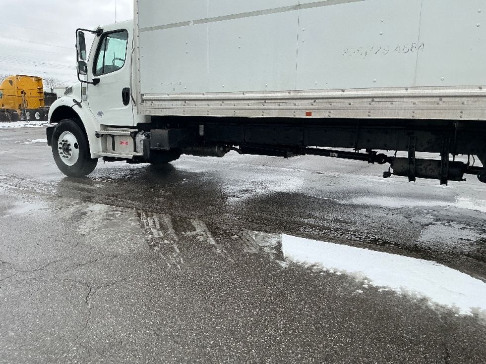 Medium Duty Box Truck-Light and Medium Duty Trucks-Freightliner-2022-M2-East Chicago-IN-96,987\n\t\tmiles-$ 78,500 - Image 5