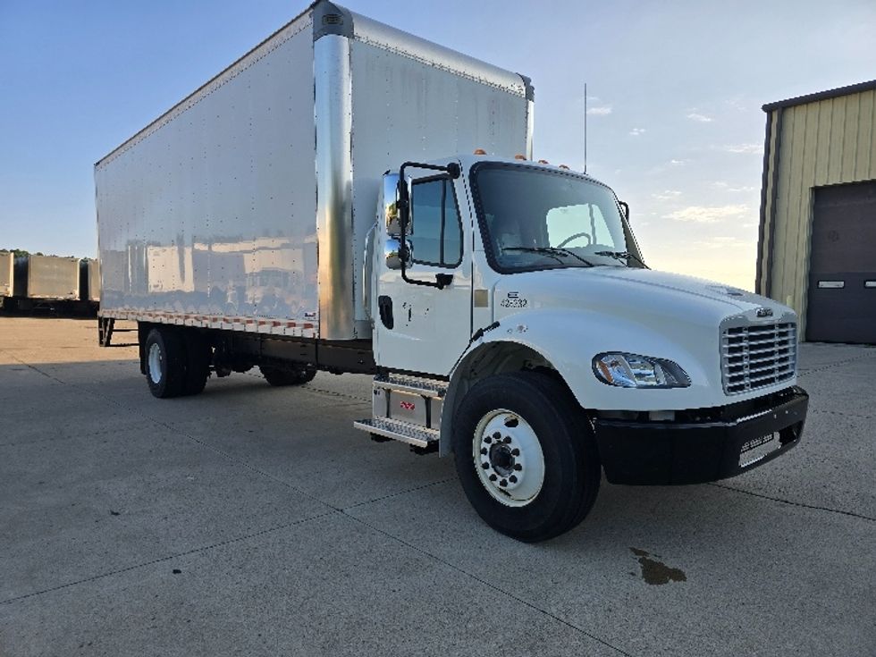 Medium Duty Box Truck-Light and Medium Duty Trucks-Freightliner-2022-M2-East Liberty-OH-39,595\n\t\tmiles-$ 74,500 - Image 1