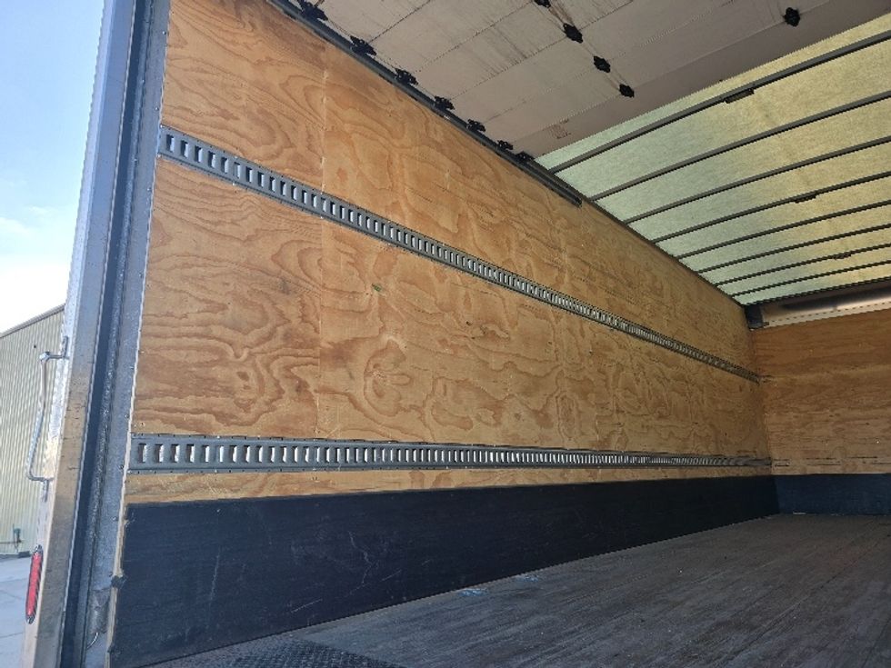 Medium Duty Box Truck-Light and Medium Duty Trucks-Freightliner-2022-M2-East Liberty-OH-39,595\n\t\tmiles-$ 74,500 - Image 10