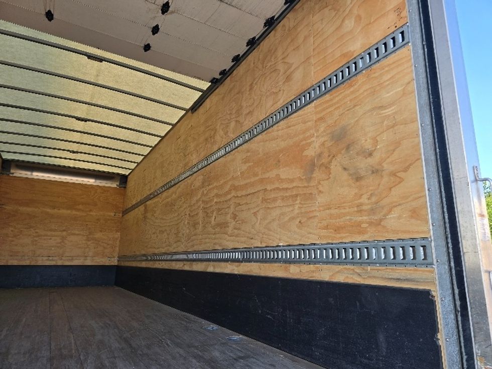 Medium Duty Box Truck-Light and Medium Duty Trucks-Freightliner-2022-M2-East Liberty-OH-39,595\n\t\tmiles-$ 74,500 - Image 11