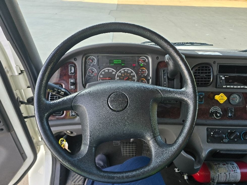 Medium Duty Box Truck-Light and Medium Duty Trucks-Freightliner-2022-M2-East Liberty-OH-39,595\n\t\tmiles-$ 74,500 - Image 17