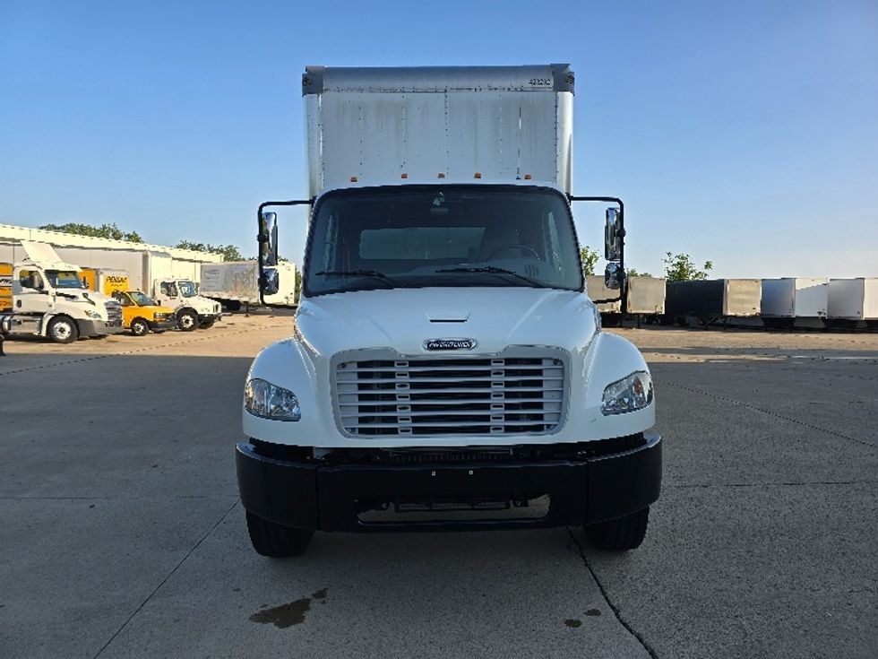 Medium Duty Box Truck-Light and Medium Duty Trucks-Freightliner-2022-M2-East Liberty-OH-39,595\n\t\tmiles-$ 74,500 - Image 2