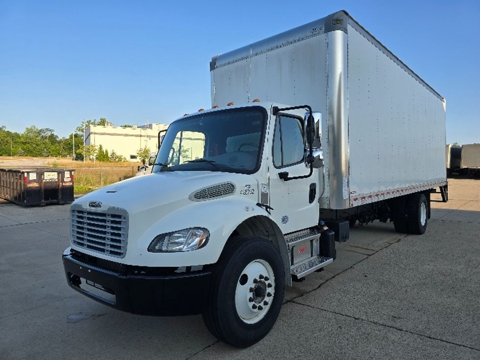 Medium Duty Box Truck-Light and Medium Duty Trucks-Freightliner-2022-M2-East Liberty-OH-39,595\n\t\tmiles-$ 74,500 - Image 3