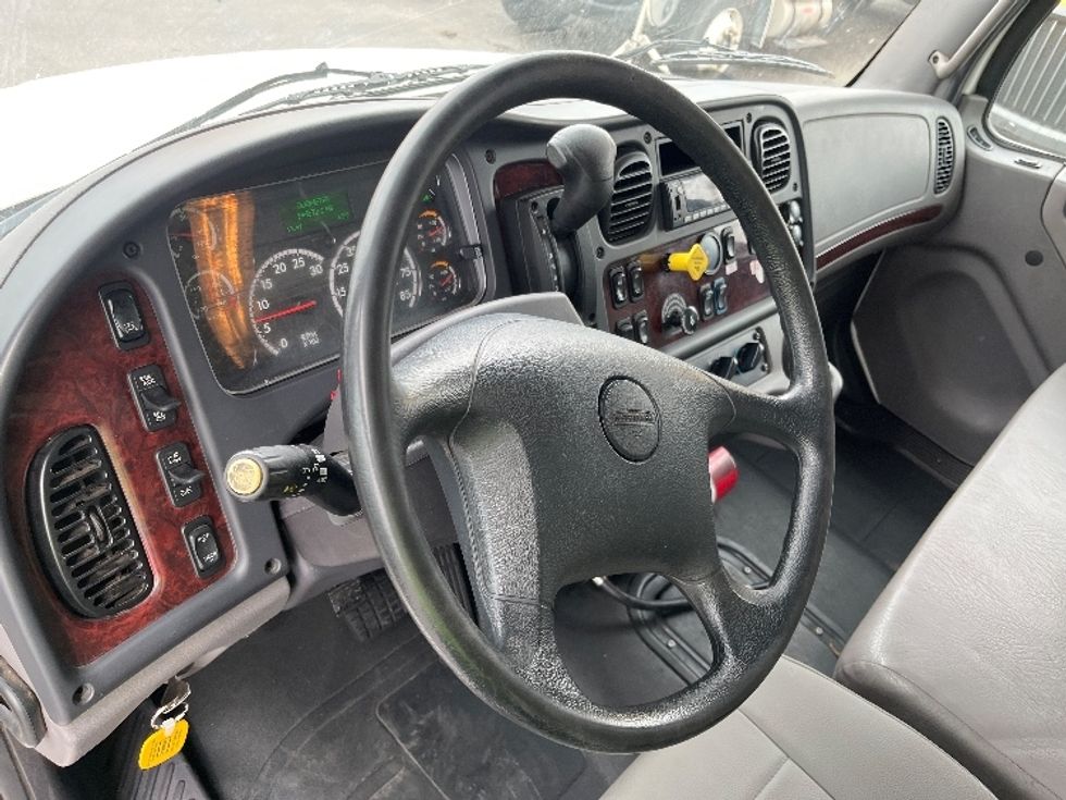 Medium Duty Box Truck-Light and Medium Duty Trucks-Freightliner-2022-M2-El Paso-TX-130,876\n\t\tmiles-$ 75,500 - Image 17