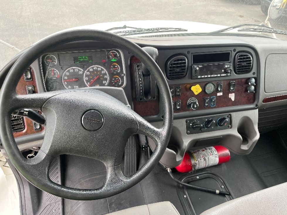 Medium Duty Box Truck-Light and Medium Duty Trucks-Freightliner-2022-M2-El Paso-TX-130,876\n\t\tmiles-$ 75,500 - Image 18