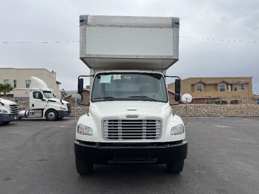 Medium Duty Box Truck-Light and Medium Duty Trucks-Freightliner-2022-M2-El Paso-TX-130,876\n\t\tmiles-$ 75,500 - Image 2