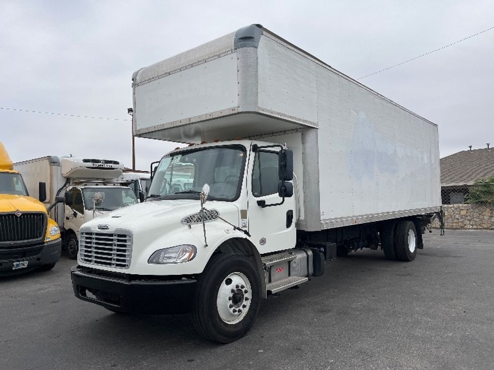 Medium Duty Box Truck-Light and Medium Duty Trucks-Freightliner-2022-M2-El Paso-TX-130,876\n\t\tmiles-$ 75,500 - Image 3