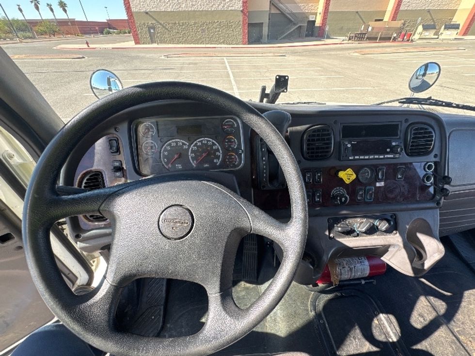 Medium Duty Box Truck-Light and Medium Duty Trucks-Freightliner-2022-M2-El Paso-TX-157,692\n\t\tmiles-$ 62,250 - Image 18