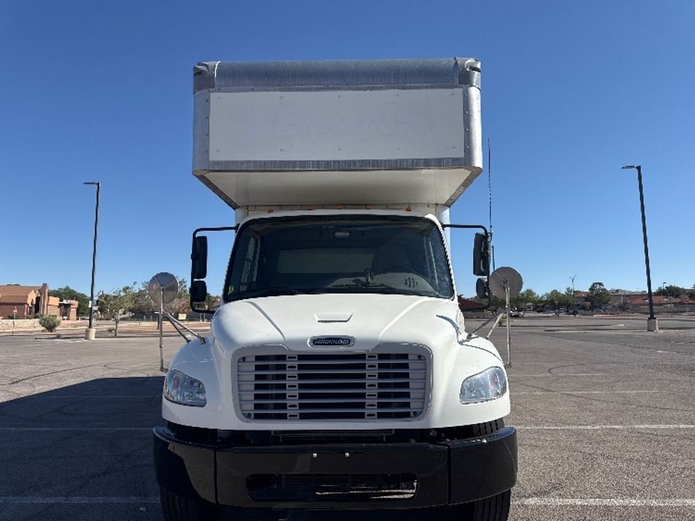 Medium Duty Box Truck-Light and Medium Duty Trucks-Freightliner-2022-M2-El Paso-TX-157,692\n\t\tmiles-$ 62,250 - Image 2