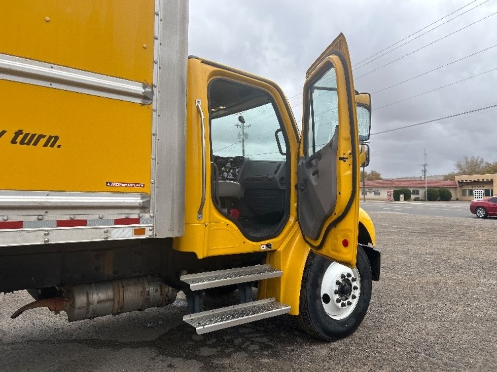 Medium Duty Box Truck-Light and Medium Duty Trucks-Freightliner-2022-M2-El Paso-TX-223,537\n\t\tmiles-$ 53,000 - Image 20