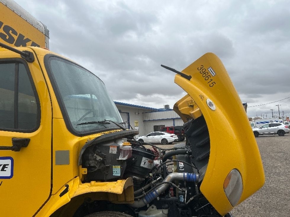 Medium Duty Box Truck-Light and Medium Duty Trucks-Freightliner-2022-M2-El Paso-TX-223,537\n\t\tmiles-$ 53,000 - Image 24
