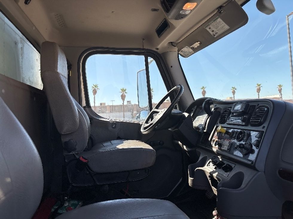 Medium Duty Box Truck-Light and Medium Duty Trucks-Freightliner-2022-M2-El Paso-TX-226,897\n\t\tmiles-$ 52,000 - Image 22